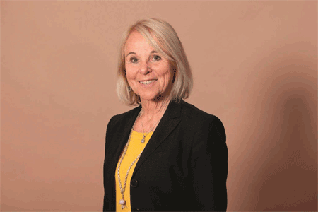 Doris C. Schmitt, Expertin für Kommunikation zwischen Ärzt:innen und Patient:innen in der Onkologie
