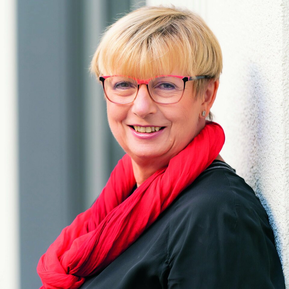 Dipl.-Med. Ingrid Dänschel
Fachärztin für Allgemeinmedizin, 
Ehrenmitglied im Hausärztinnen- und Hausärzteverband, Lunzenau